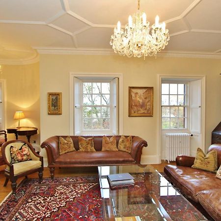 Ramsay Garden - Spacious 3-Bedroom Apartment Next To Edinburgh Castle Exteriér fotografie
