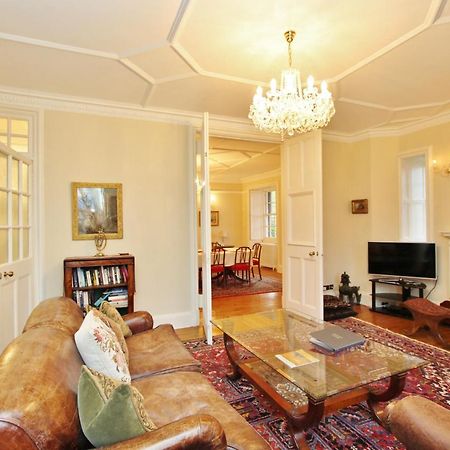 Ramsay Garden - Spacious 3-Bedroom Apartment Next To Edinburgh Castle Exteriér fotografie