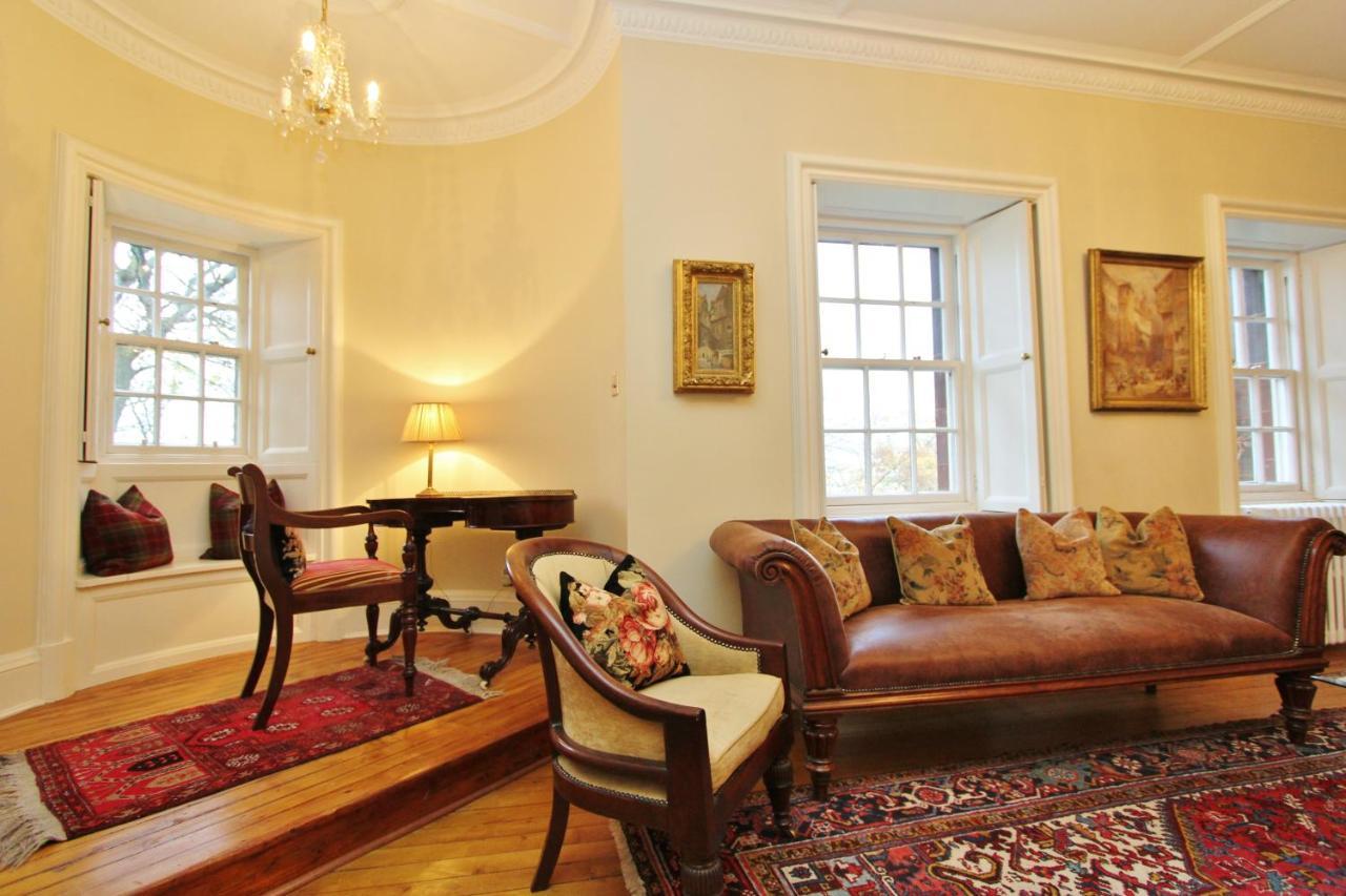 Ramsay Garden - Spacious 3-Bedroom Apartment Next To Edinburgh Castle Exteriér fotografie
