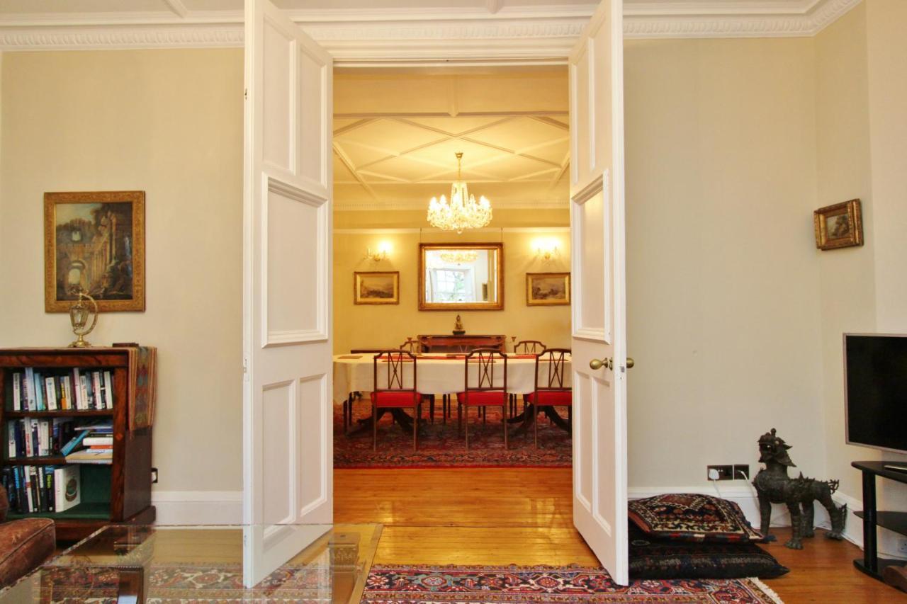 Ramsay Garden - Spacious 3-Bedroom Apartment Next To Edinburgh Castle Exteriér fotografie