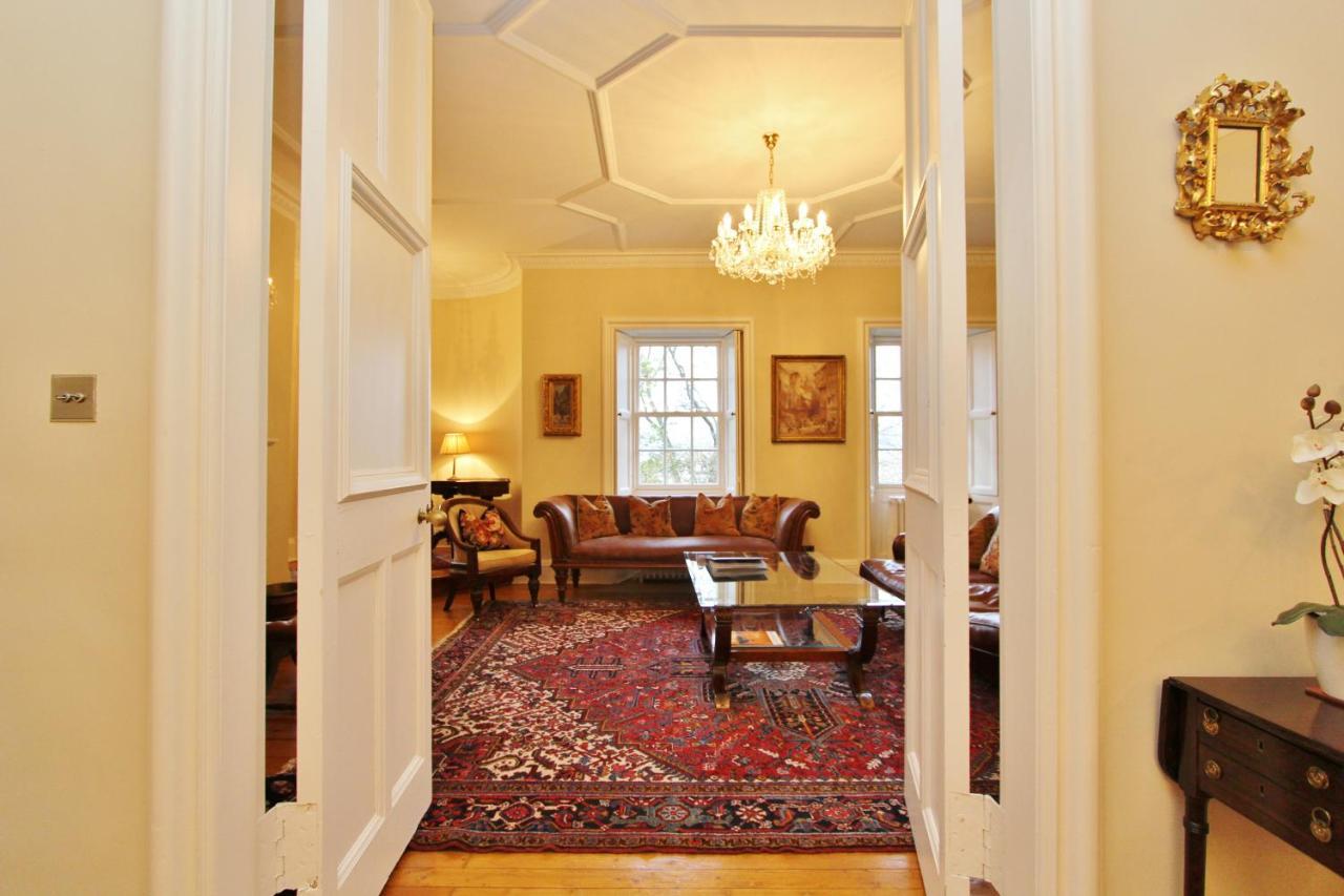 Ramsay Garden - Spacious 3-Bedroom Apartment Next To Edinburgh Castle Exteriér fotografie