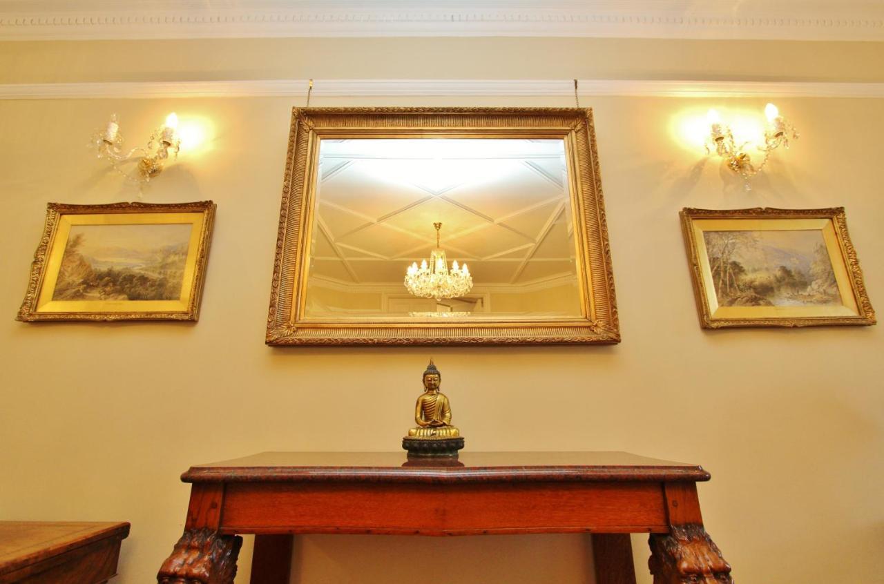 Ramsay Garden - Spacious 3-Bedroom Apartment Next To Edinburgh Castle Exteriér fotografie